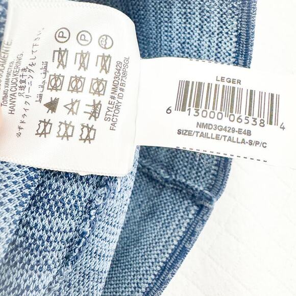 BCBG Maxazria Chevron Patterned Heavy Knit Pencil Skirt Denim Size S - Picture 4 of 6